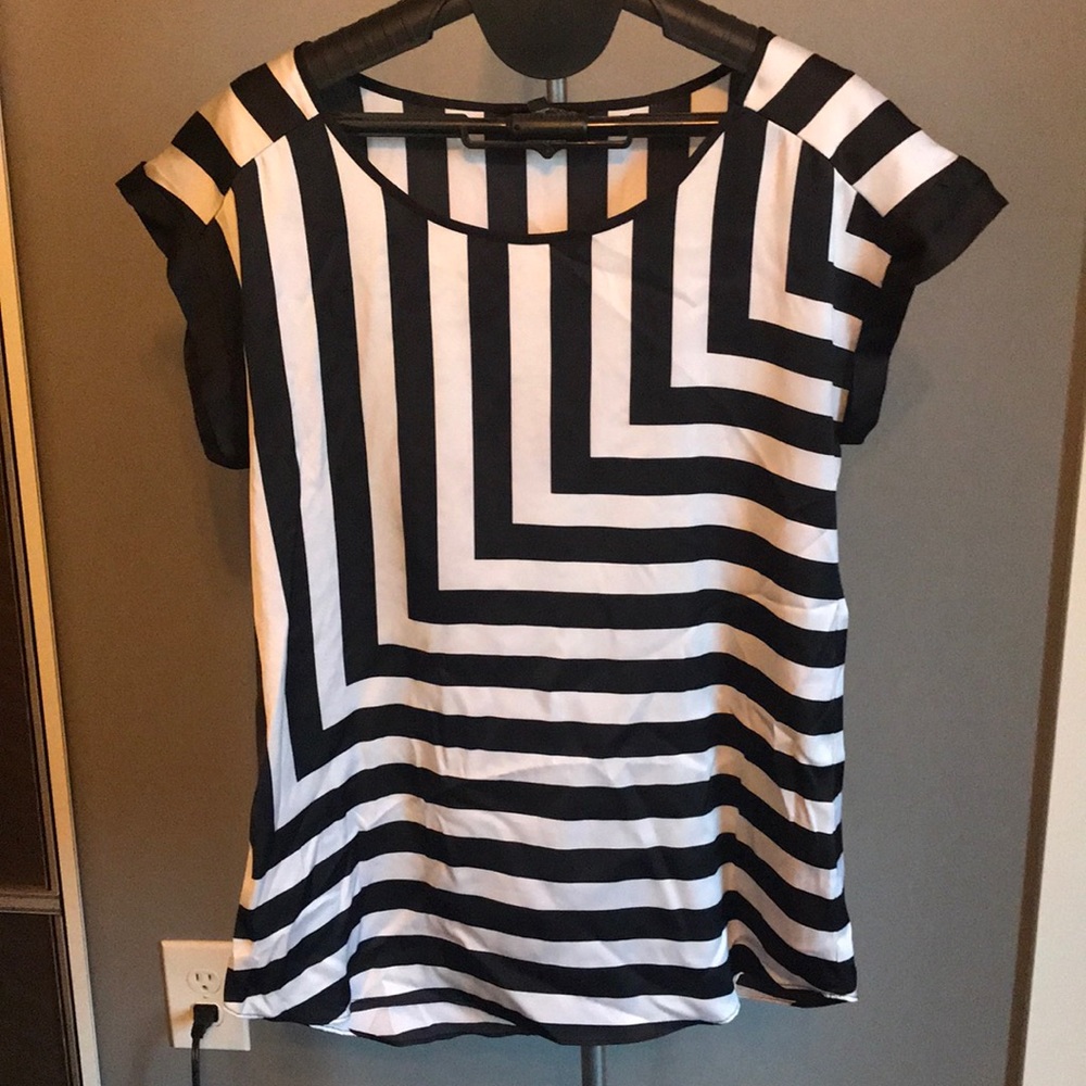 Express blouse - size XS - black & white